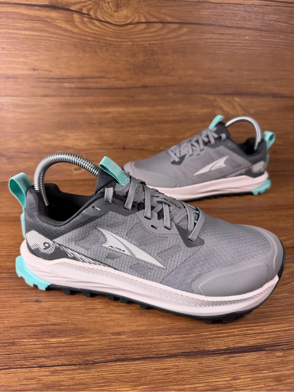 Altra Lone Peak 9 Trail Running Shoes Gray Women’s Size 7